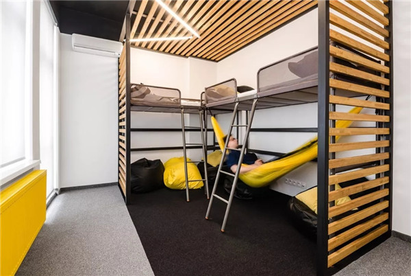 腎透支也不放棄搬磚的白領(lǐng)們，看看這個(gè)超skr的(圖5)