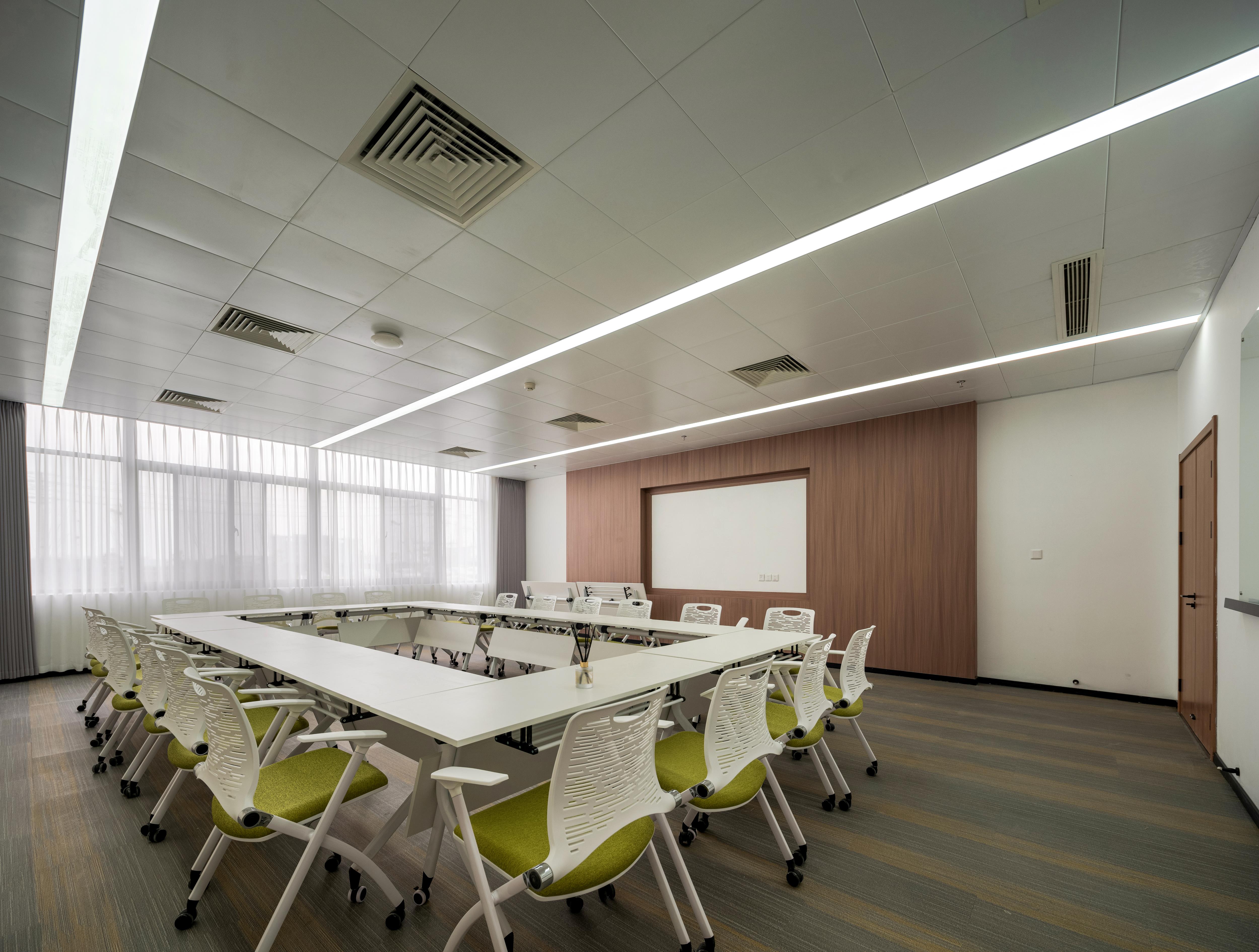 【完工案例】人福醫(yī)藥黃岡總部辦公室裝修完工！(圖7)